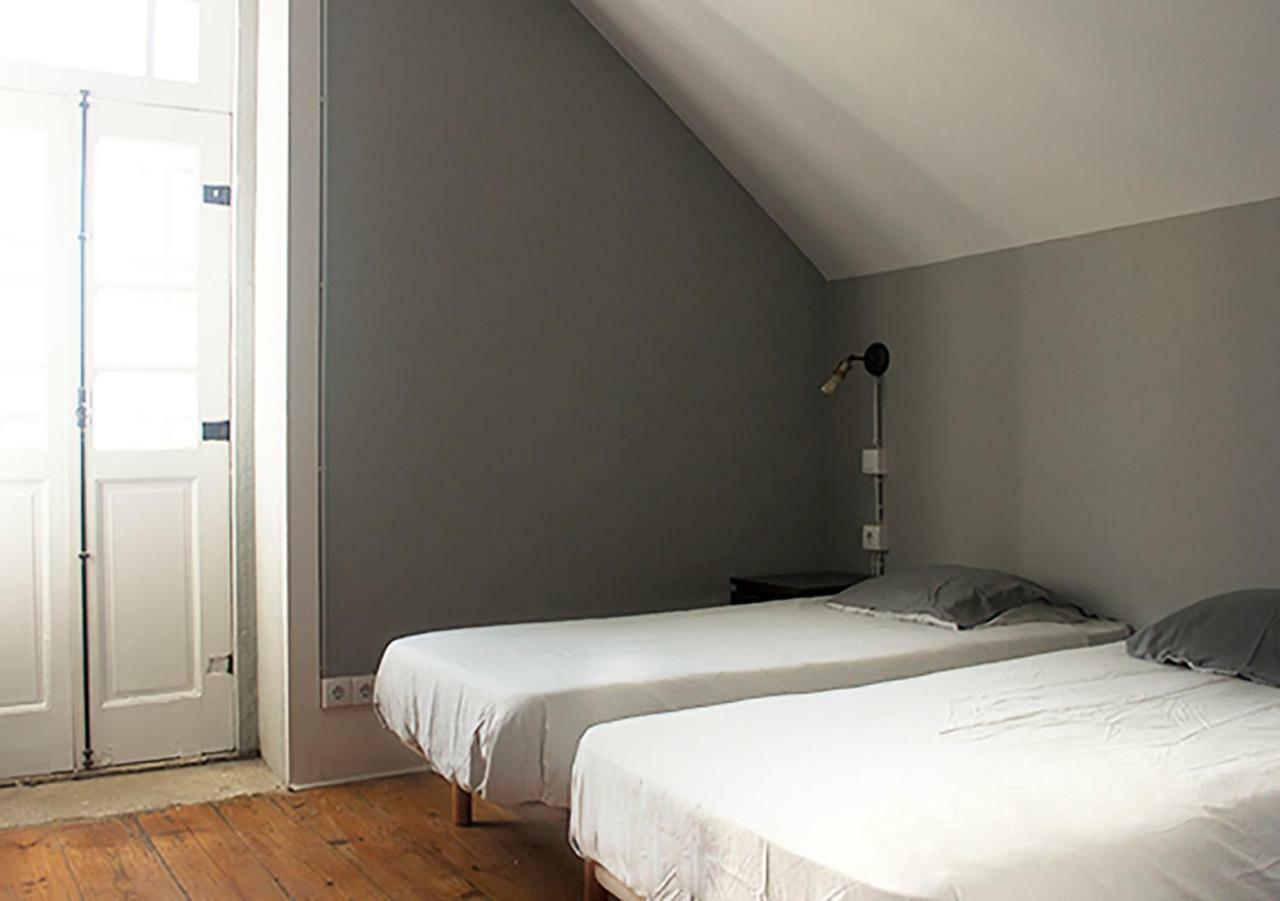 Watermark Surf House Espinho  Zimmer foto
