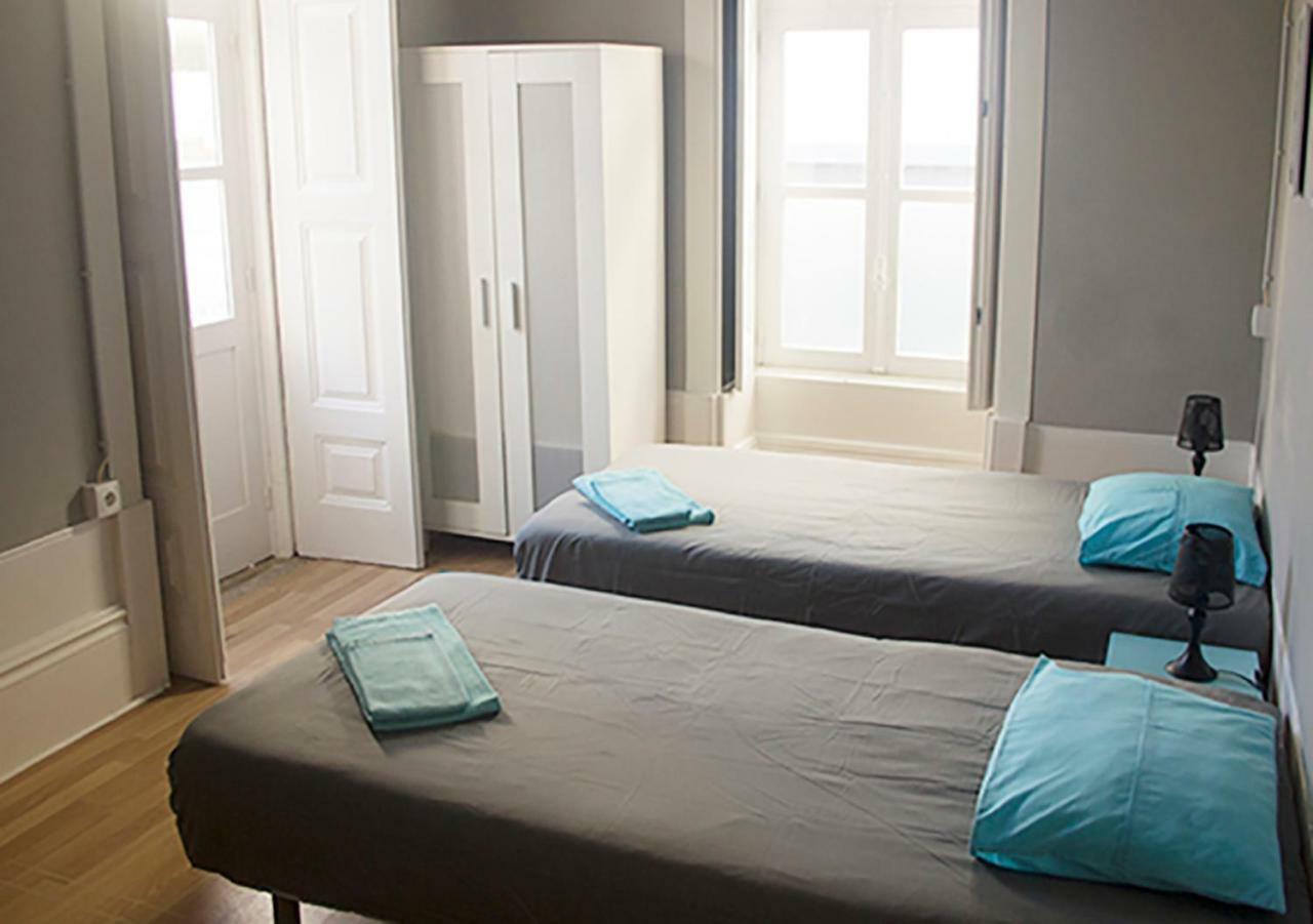Watermark Surf House Espinho  Zimmer foto